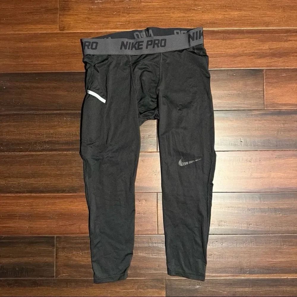 Nike Men Compression 3/4 Leggings